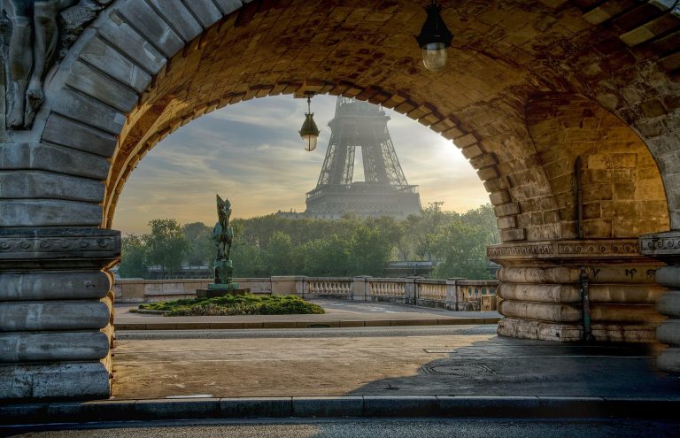Explore Paris Beyond the Tourist Spots : Hidden Gems Await